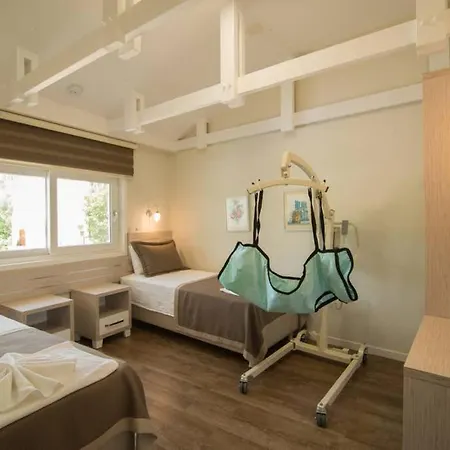 Crescent Twins- Blue * Dalyan